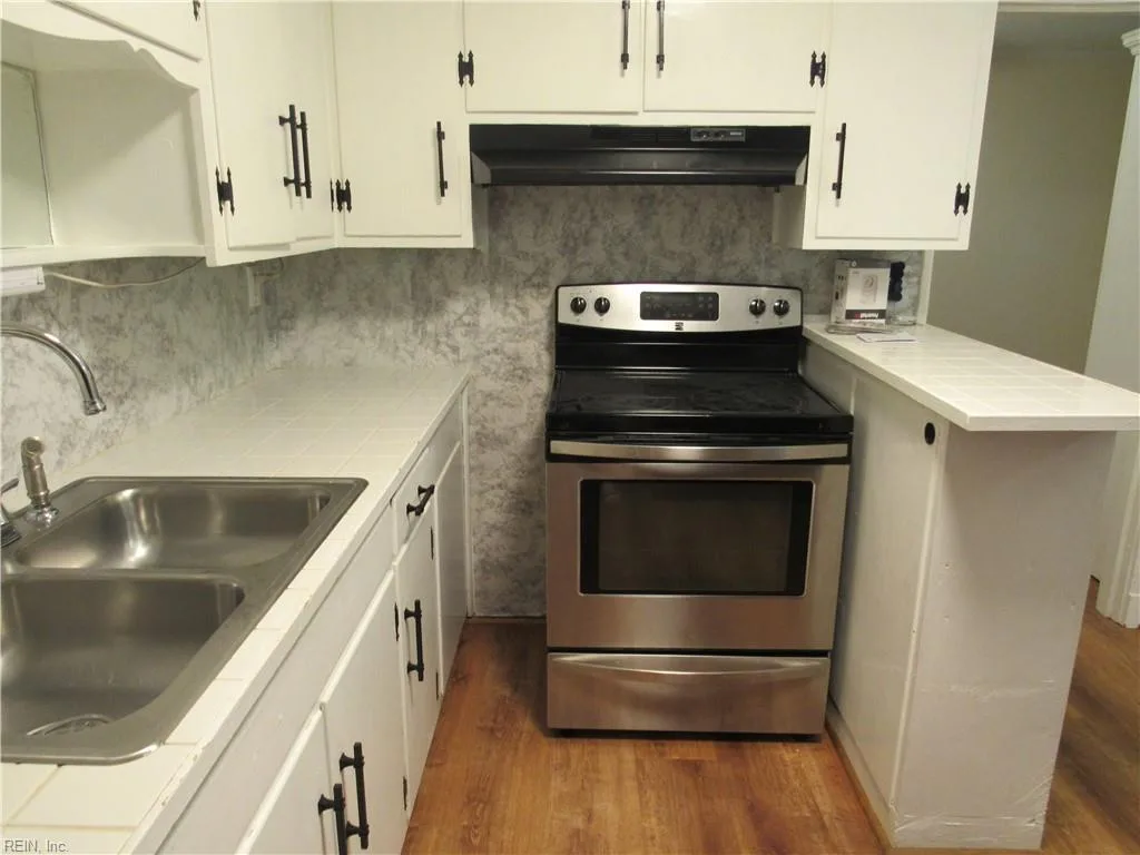 565 Ashton AVE, FRANKLIN VA 23851 thumb 9
