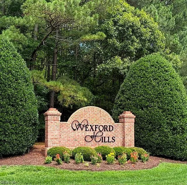 8135 Wrenfield DR, WILLIAMSBURG VA 23188 - Photo 4
