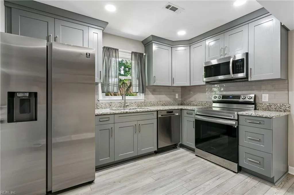 501 Berkshire TER, HAMPTON VA 23666 thumb 12