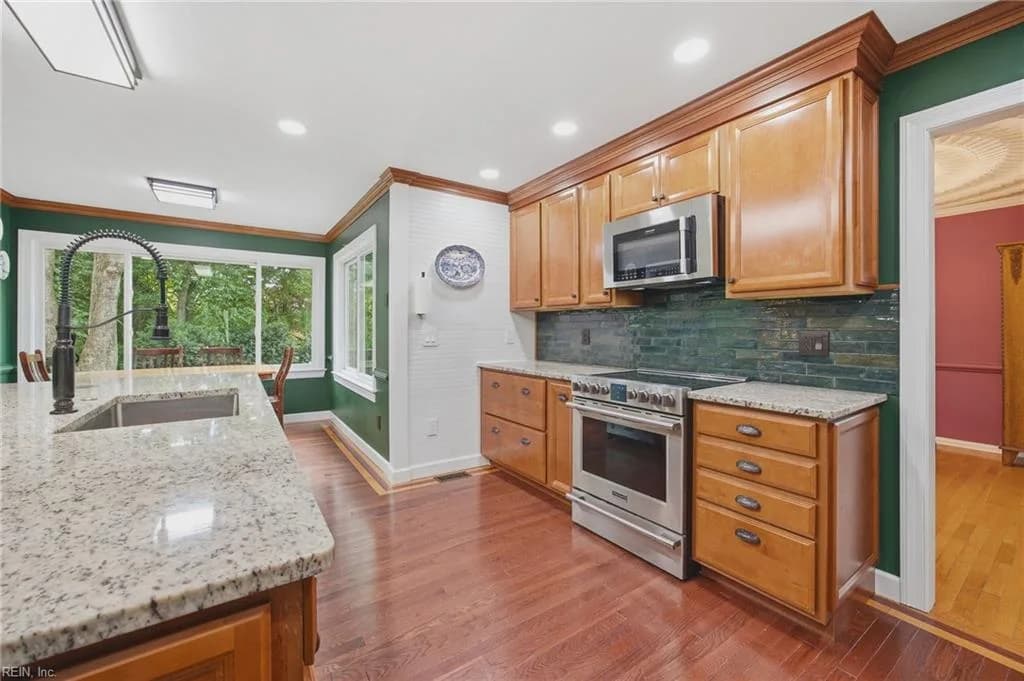 611 Bartell DR, CHESAPEAKE VA 23322 thumb 11