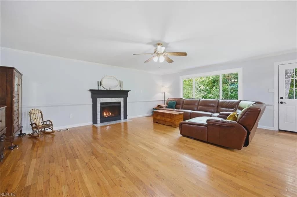 611 Bartell DR, CHESAPEAKE VA 23322 thumb 7