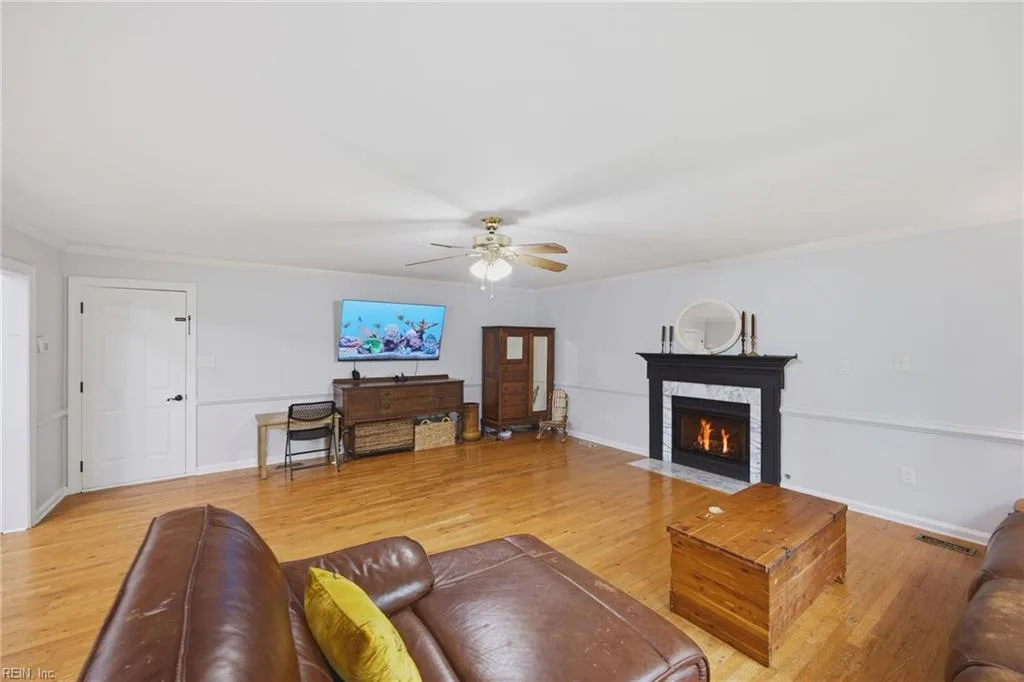 611 Bartell DR, CHESAPEAKE VA 23322 thumb 8