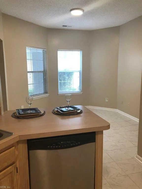 820 E Willow Point PL, NEWPORTNEWS VA 23602 thumb 7