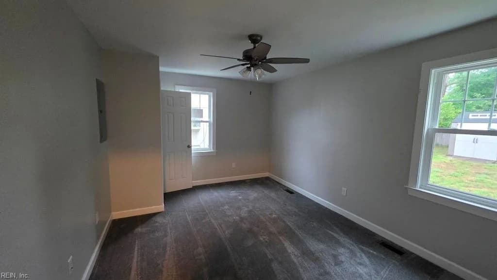 130 Burns ST, HAMPTON VA 23669 thumb 9