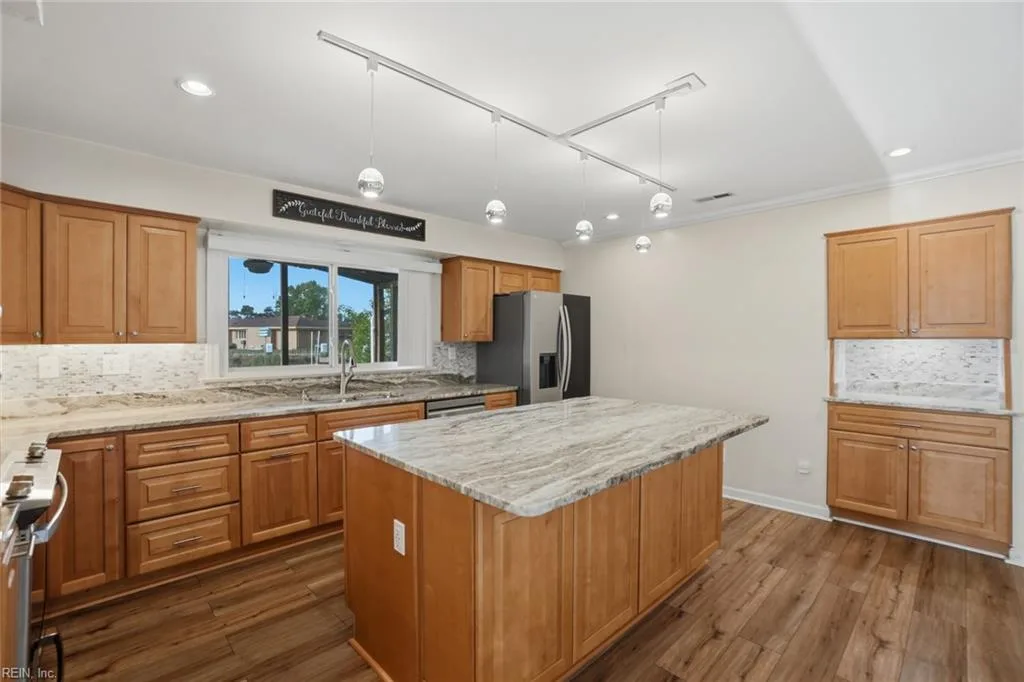 801 Fontaine AVE, NORFOLK VA 23502 thumb 9