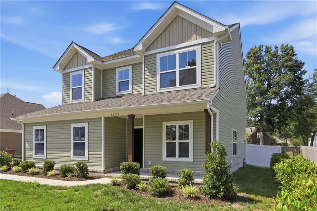 1229 Waters RD, CHESAPEAKE VA 23322 - Photo 4