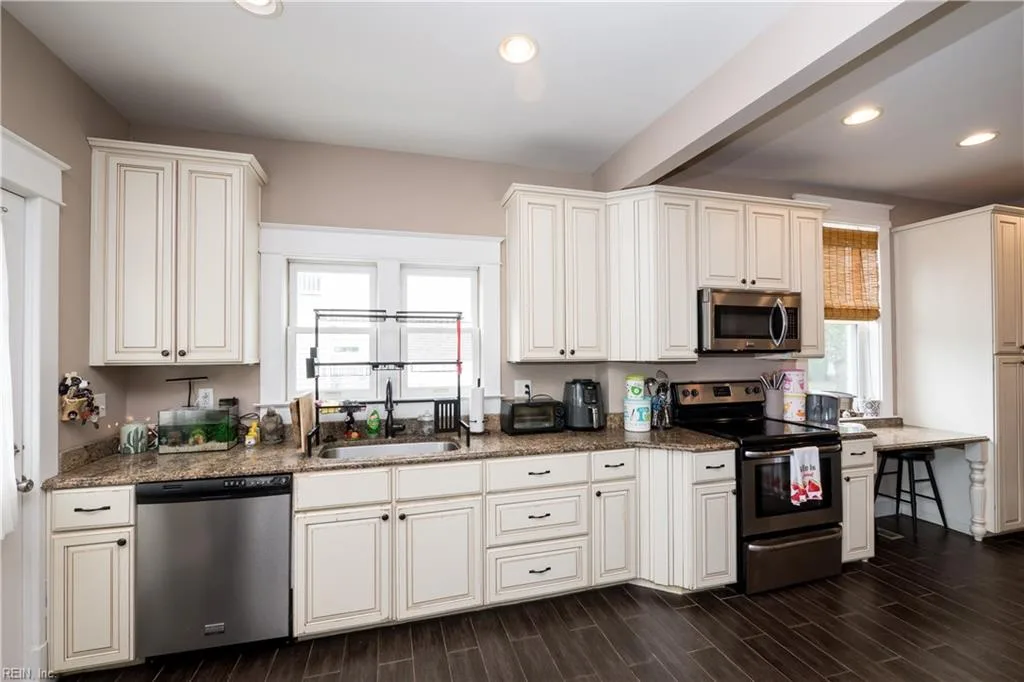 1601 Ashland AVE, NORFOLK VA 23509 thumb 10