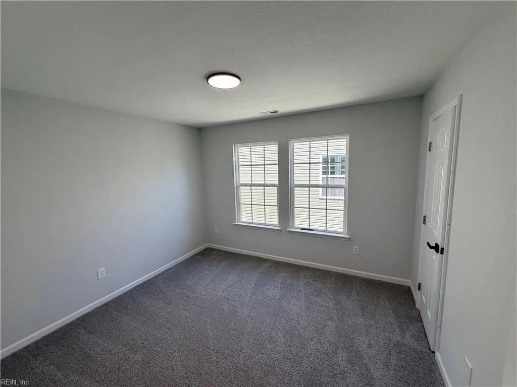 2402 Graham ST, PORTSMOUTH VA 23704 thumb 11