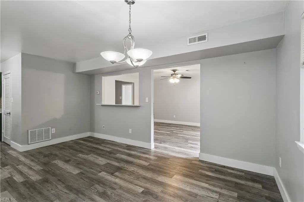 1432 Granada CT, NEWPORTNEWS VA 23608 thumb 11