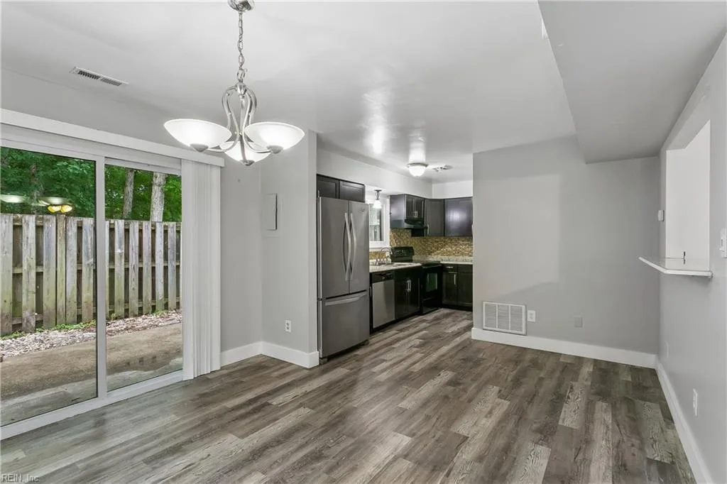 1432 Granada CT, NEWPORTNEWS VA 23608 thumb 12