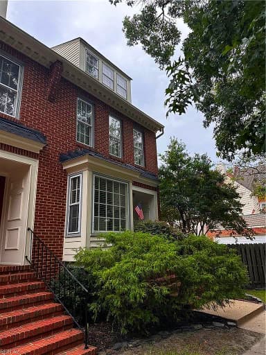 819 Botetourt GDNS, NORFOLK VA 23507 thumb 4