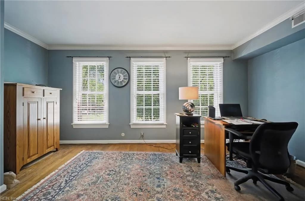 819 Botetourt GDNS, NORFOLK VA 23507 thumb 9