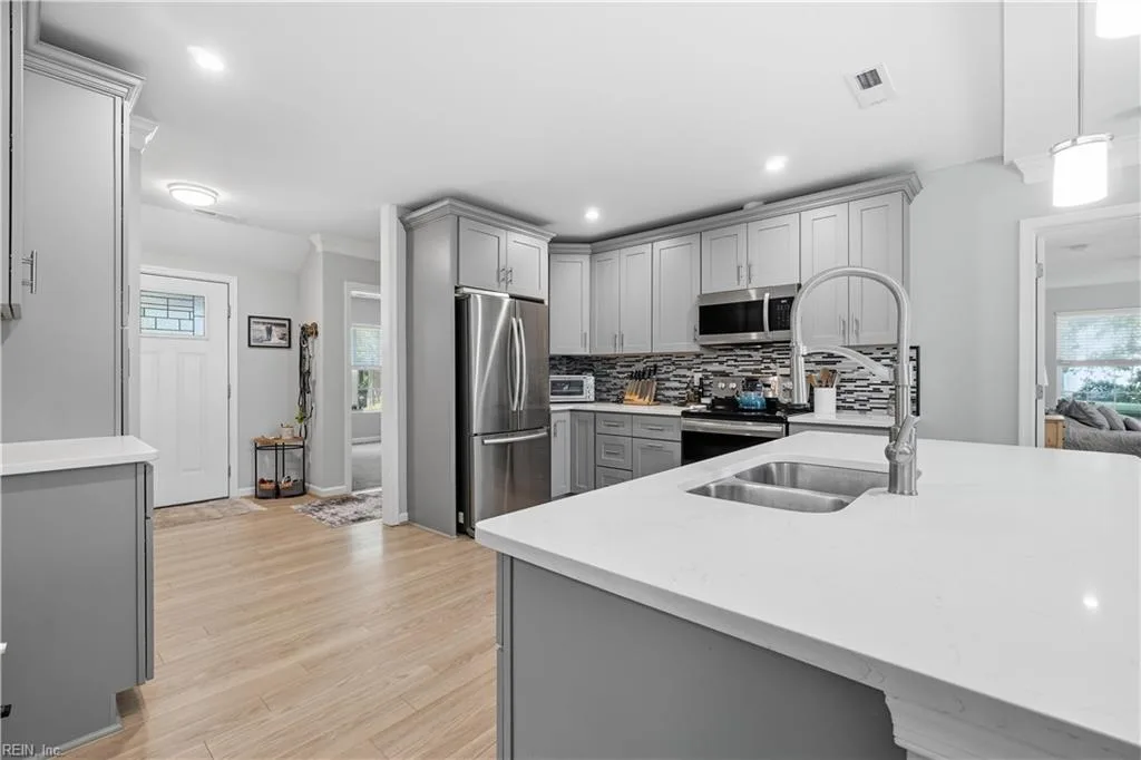 106 Afton AVE, NORFOLK VA 23505 thumb 9