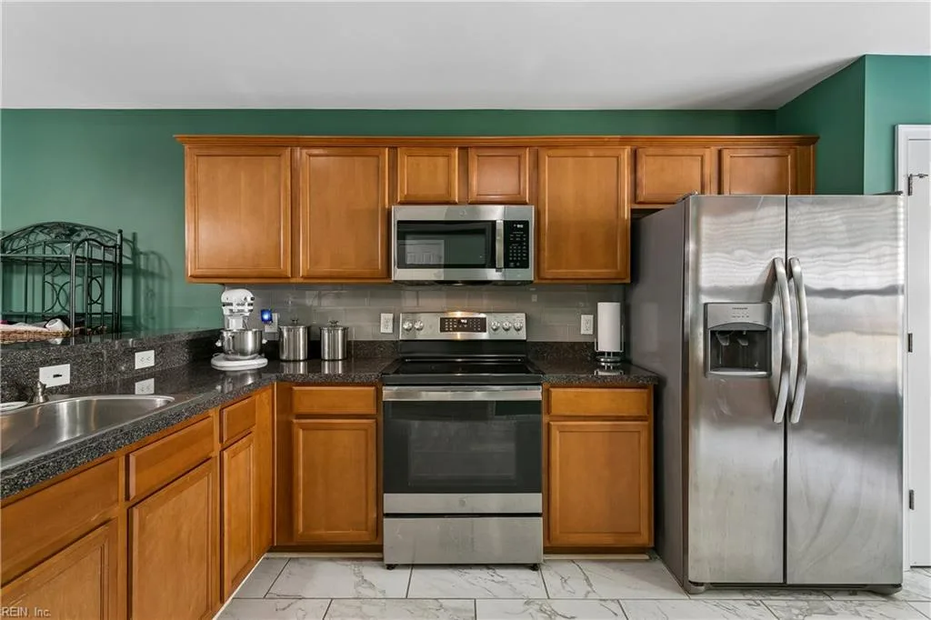 439 Revolution LN, NEWPORTNEWS VA 23608 thumb 7