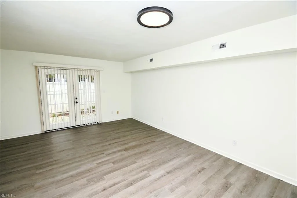 437 Barberton DR, VIRGINIABEACH VA 23451 thumb 10