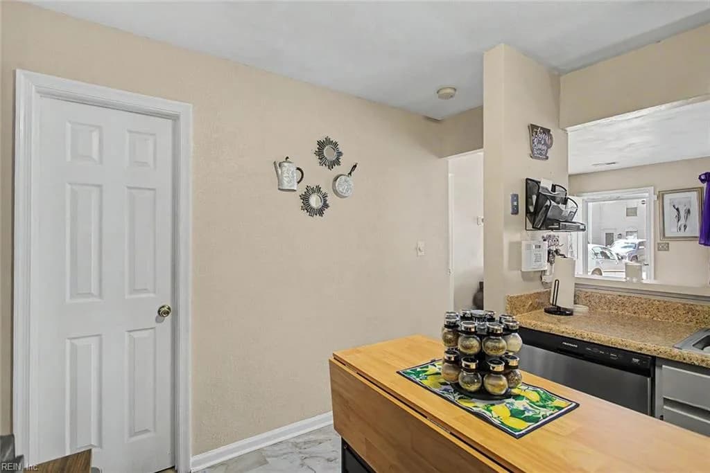 423 Eureka LOOP, NEWPORTNEWS VA 23601 thumb 9
