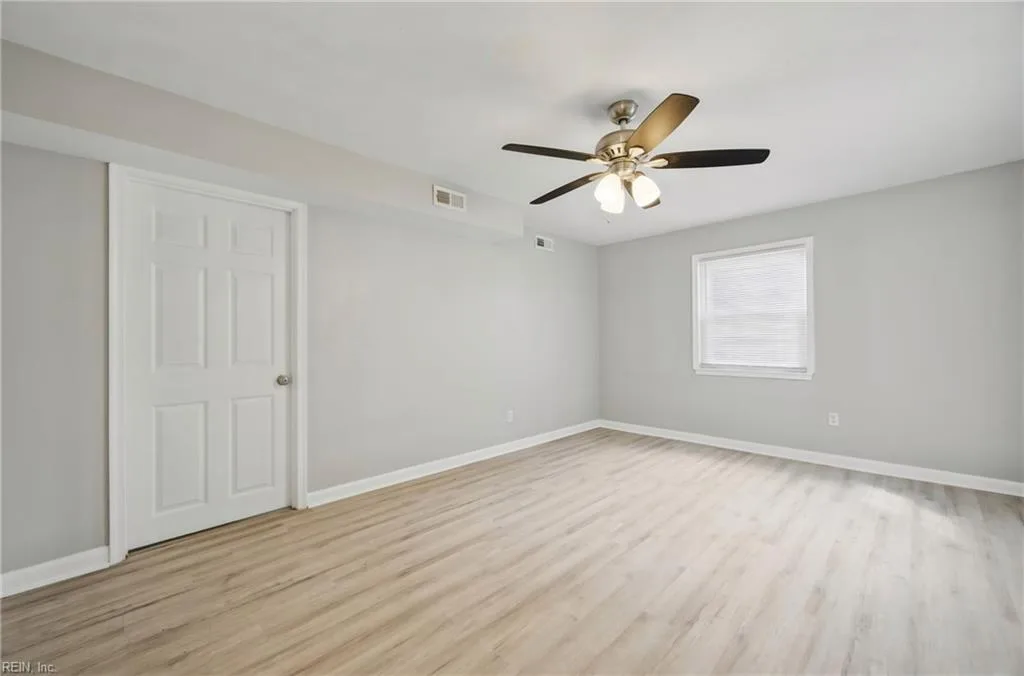 18 Janet DR, HAMPTON VA 23666 thumb 12