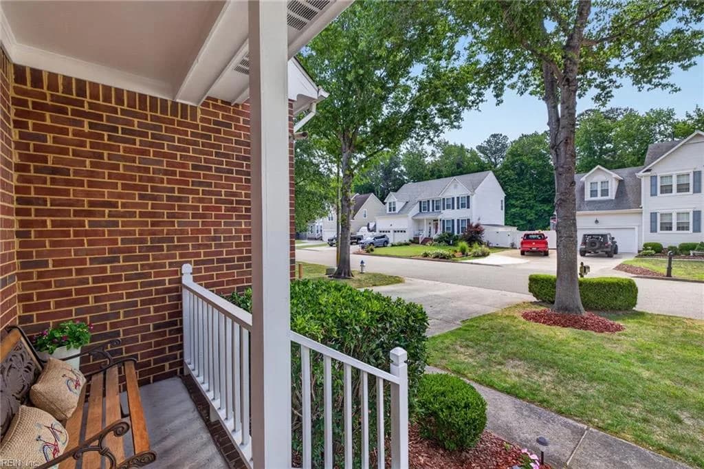 208 Robinhood RD, CHESAPEAKE VA 23322 thumb 6