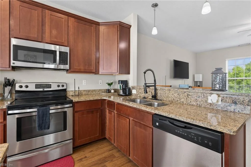 225 Feldspar ST, VIRGINIABEACH VA 23462 thumb 9