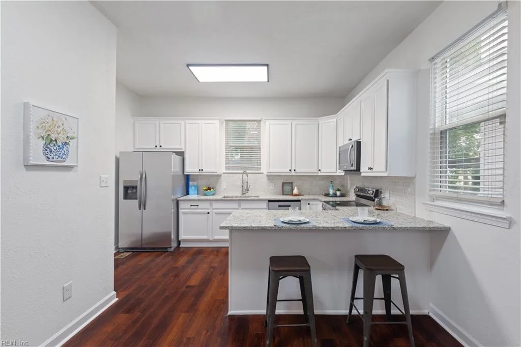 205 W 36th ST, NORFOLK VA 23504 thumb 7