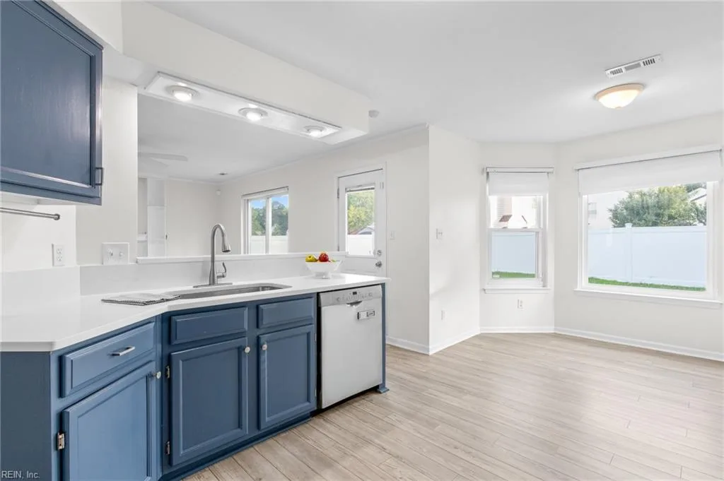 3205 Vermeer DR, VIRGINIABEACH VA 23453 thumb 10