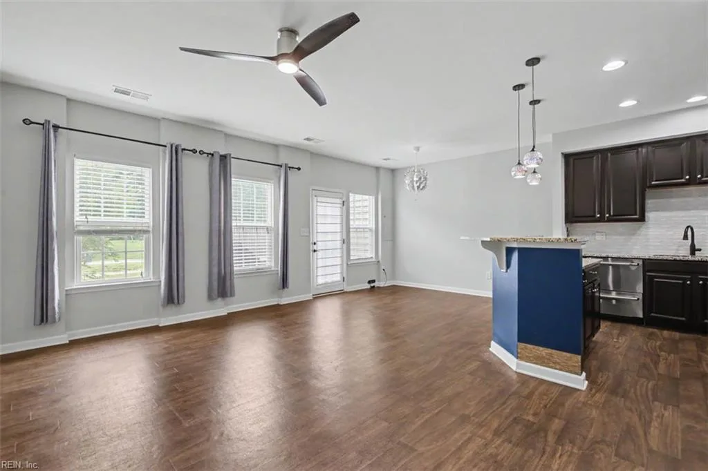 113 Hale CIR, YORKTOWN VA 23690 thumb 12