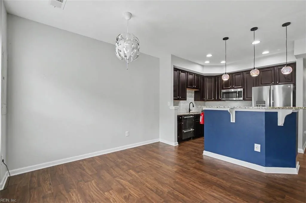 113 Hale CIR, YORKTOWN VA 23690 thumb 10