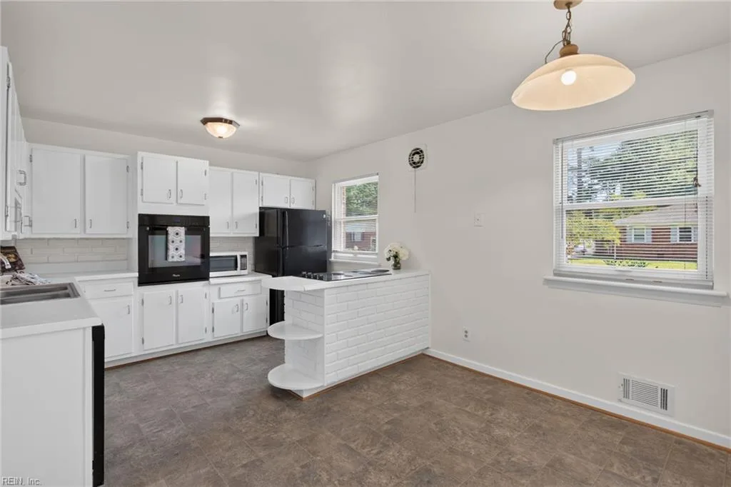 4145 Rundel LN, VIRGINIABEACH VA 23452 thumb 8