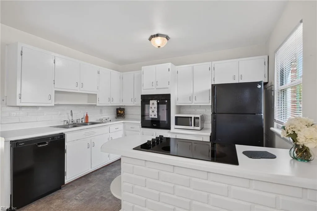 4145 Rundel LN, VIRGINIABEACH VA 23452 thumb 10