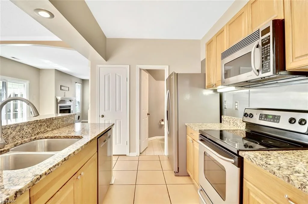 4824 Haymarket DR, VIRGINIABEACH VA 23462 thumb 11
