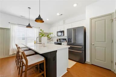 137 Mizzen Quarter LOOP, YORKTOWN VA 23693 thumb 3