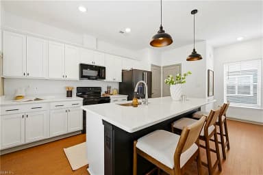 137 Mizzen Quarter LOOP, YORKTOWN VA 23693 thumb 4