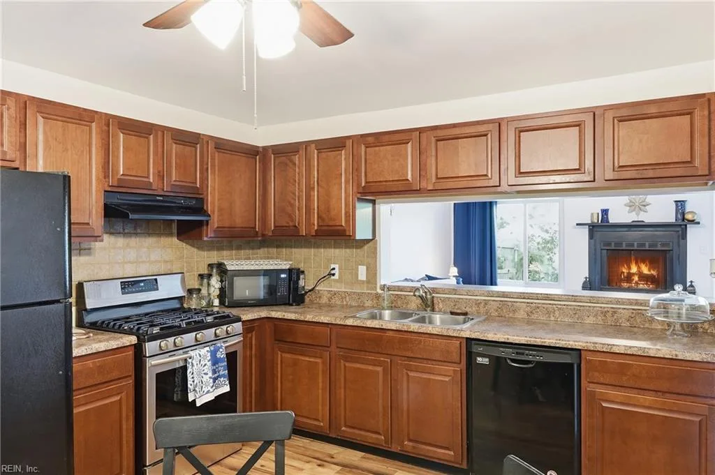 705 Hecate DR, VIRGINIABEACH VA 23454 thumb 11