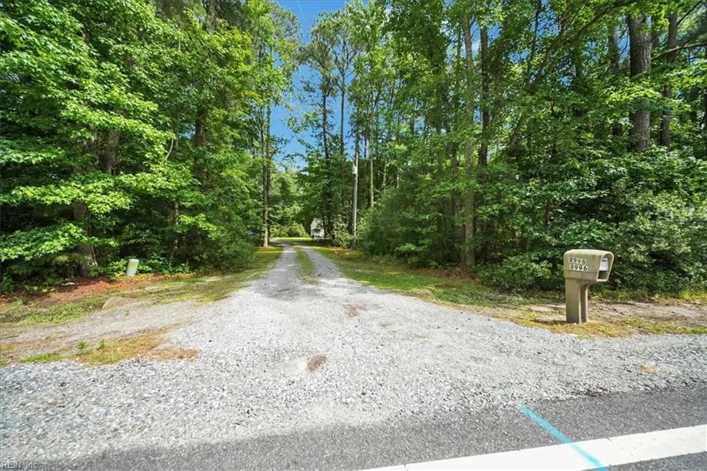 8996 Guinea RD, HAYES VA 23072 thumb 8