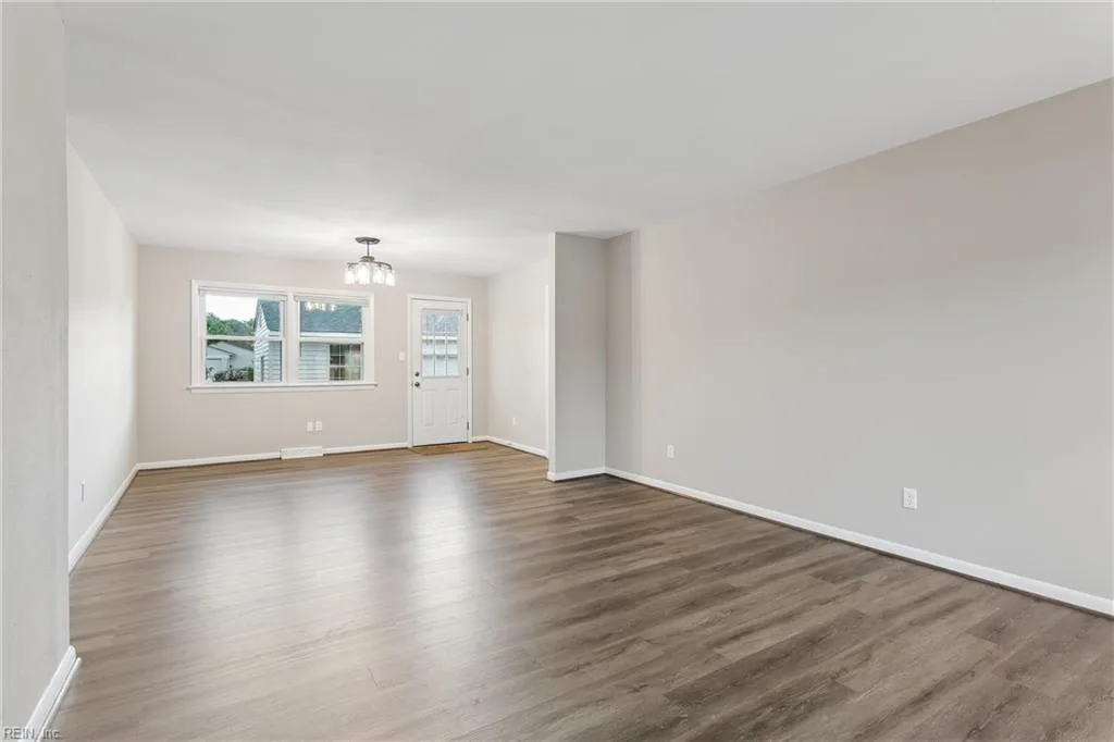 9 Calvert DR, NEWPORTNEWS VA 23601 thumb 6