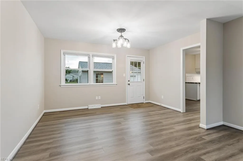 9 Calvert DR, NEWPORTNEWS VA 23601 thumb 8
