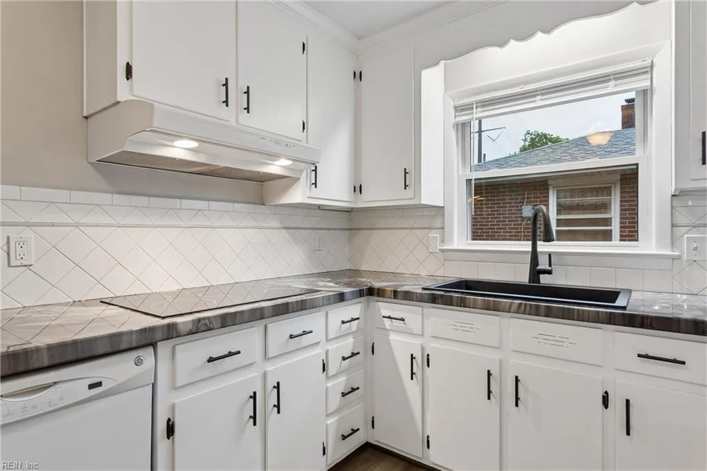 9 Calvert DR, NEWPORTNEWS VA 23601 thumb 9
