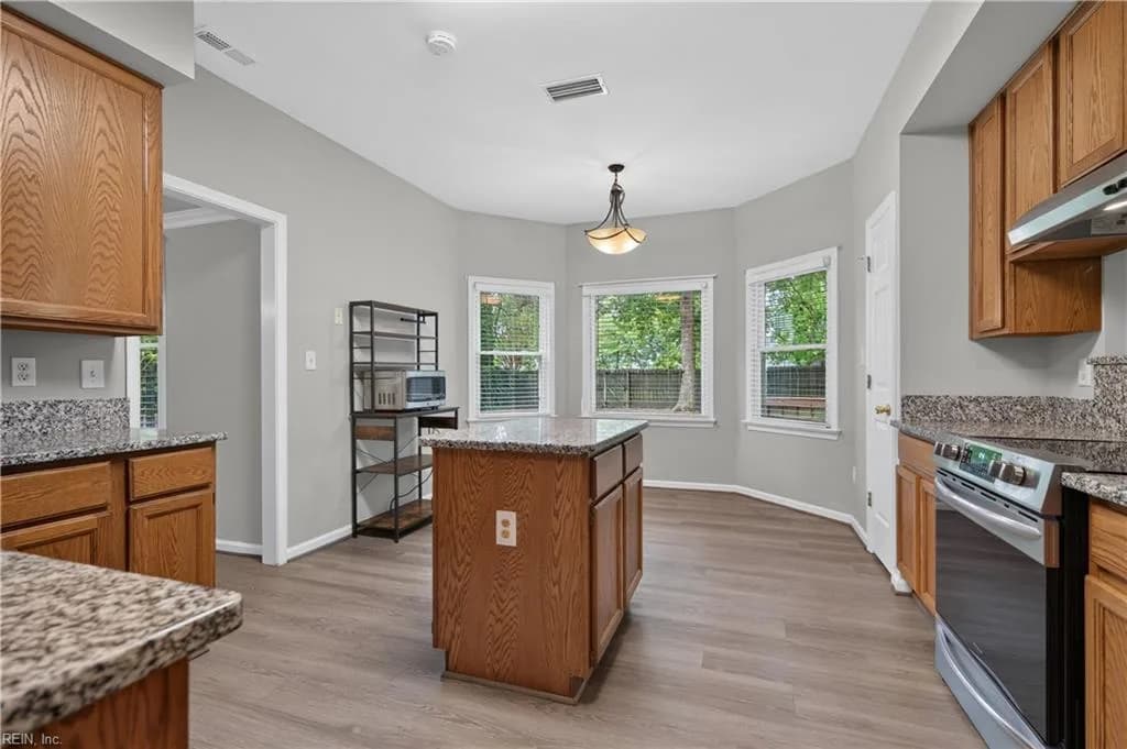 105 Ivy ARCH, YORKTOWN VA 23693 thumb 11