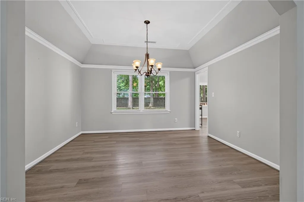 105 Ivy ARCH, YORKTOWN VA 23693 thumb 7