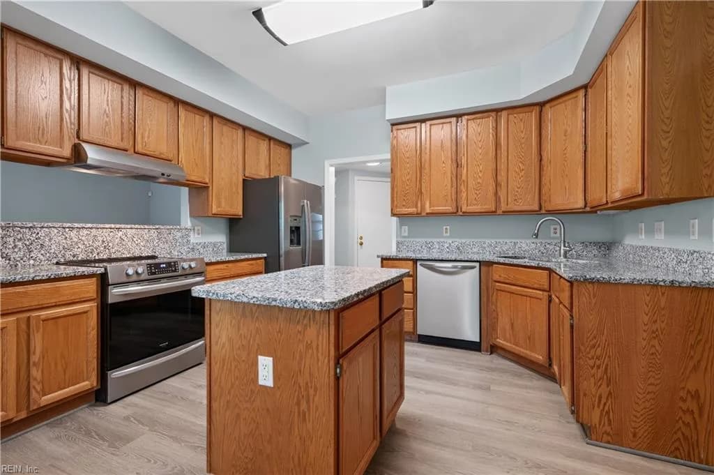 105 Ivy ARCH, YORKTOWN VA 23693 thumb 10