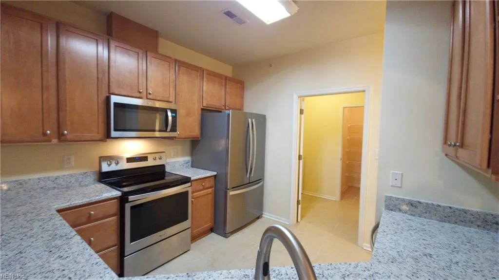 704 Rustads CIR, WILLIAMSBURG VA 23188 thumb 9