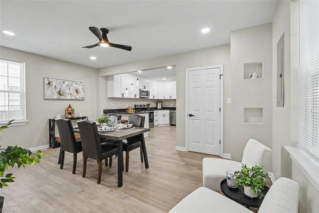 323 Poplar AVE, NEWPORTNEWS VA 23607 thumb 7