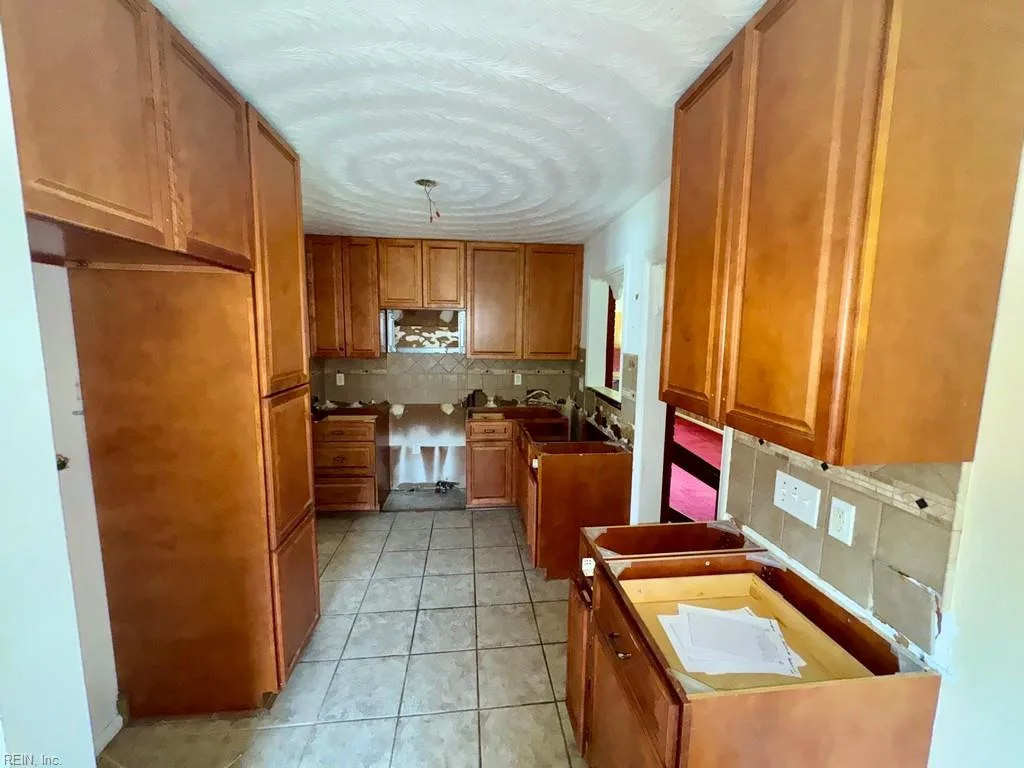 1511 Ekstine DR, PORTSMOUTH VA 23701 thumb 8