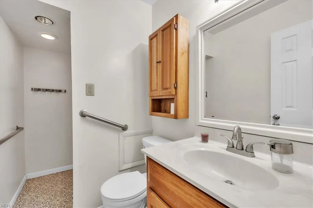 4022 Roebling LN, VIRGINIABEACH VA 23452 thumb 11