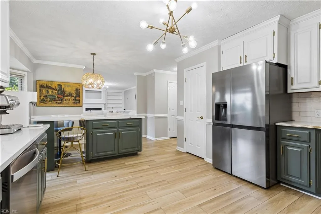 107 Swanson CT, YORKTOWN VA 23693 thumb 12