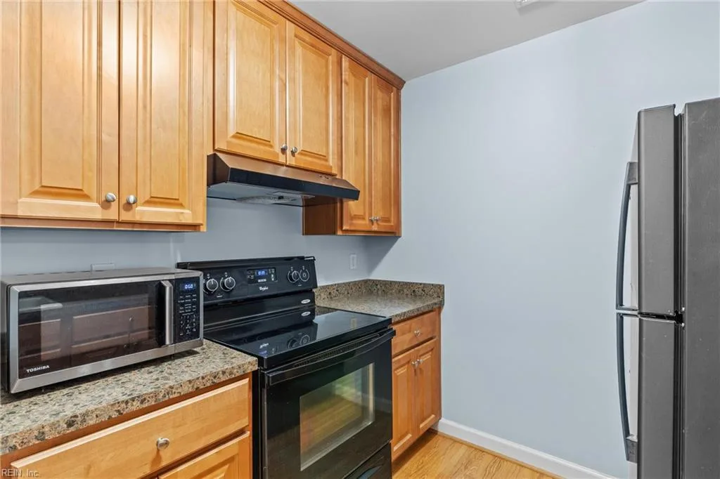 18 Parkway DR, HAMPTON VA 23669 thumb 10