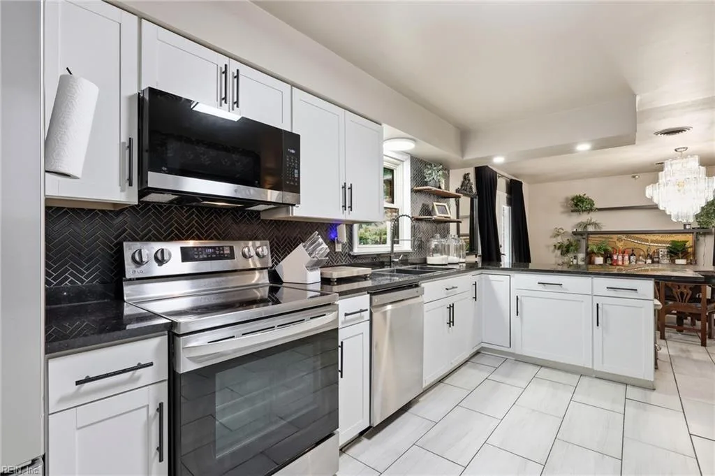 740 Avalon AVE, VIRGINIABEACH VA 23464 thumb 11