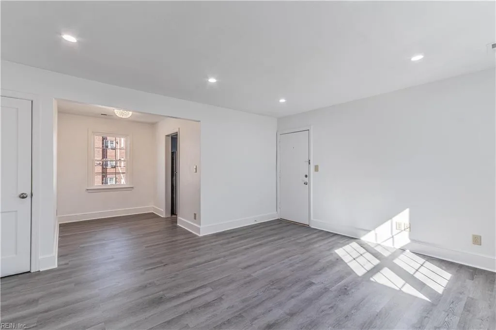 9617 Norfolk AVE #8, NORFOLK VA 23503 thumb 8