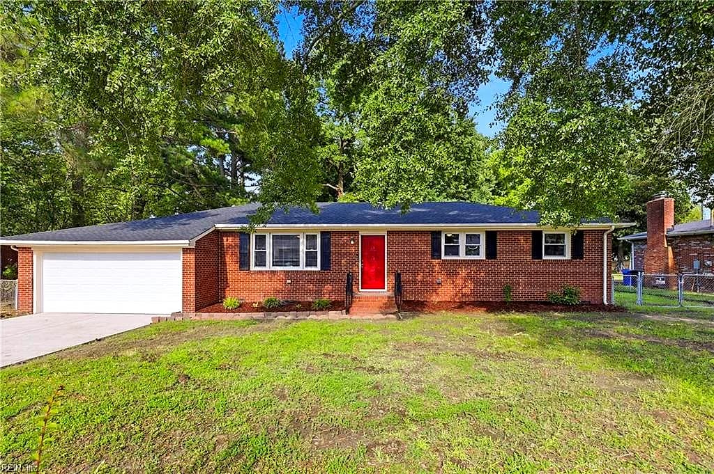 3715 Magnolia DR, PORTSMOUTH VA 23703 - Main photo