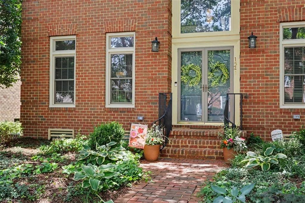1521 Bordeaux PL, NORFOLK VA 23509 - Photo 3